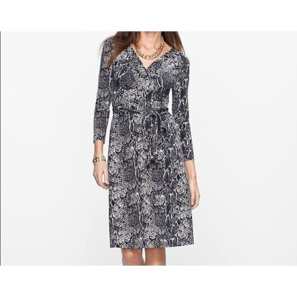 Talbots Women's Faux Wrap Dress V Neck Belt‎ Python Snakeskin Size Medium - Picture 1 of 6